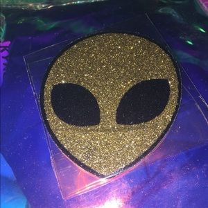 Gold Glitter Alien Pasties 👽